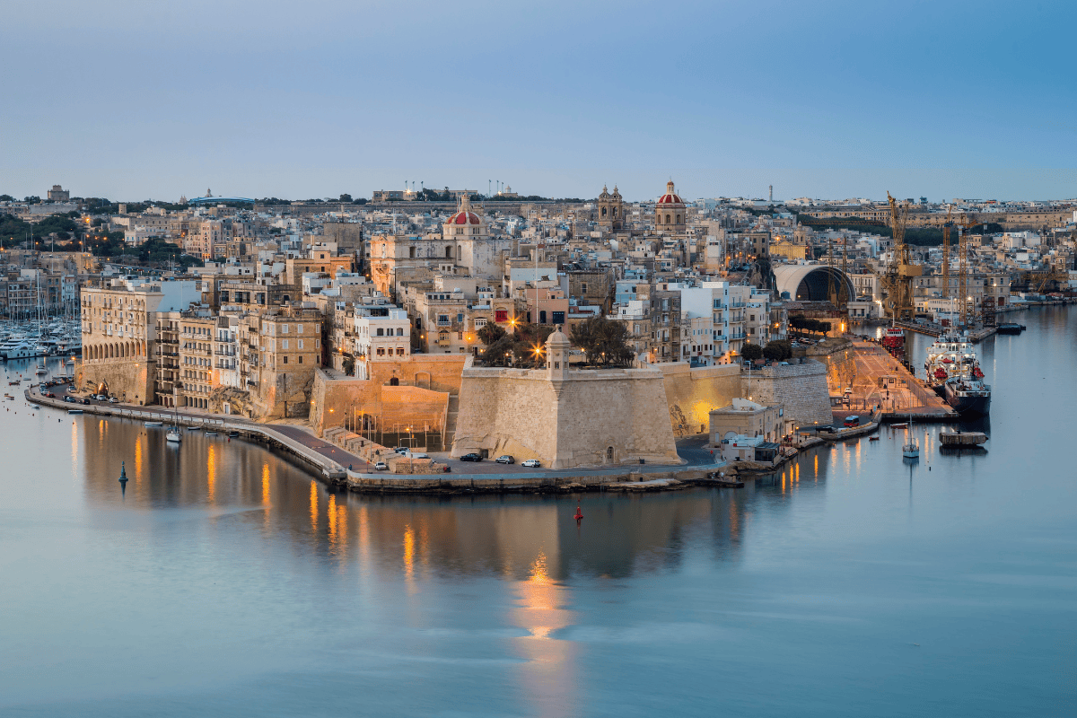 The pros and cons of setting up a company in Malta