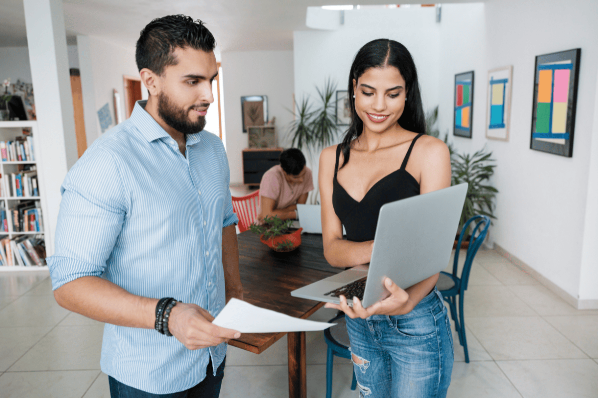 Know your visa: working legally as an expat
